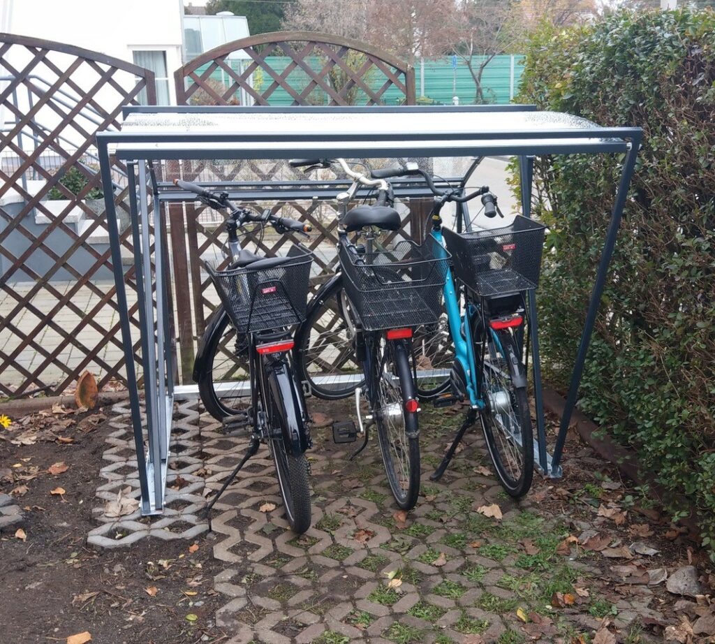 Fahrradgarage Privatgrundstück